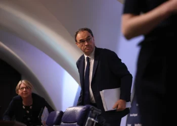 BoE Governor Warns Europe: Private Stablecoins Could Threaten Banking Stability